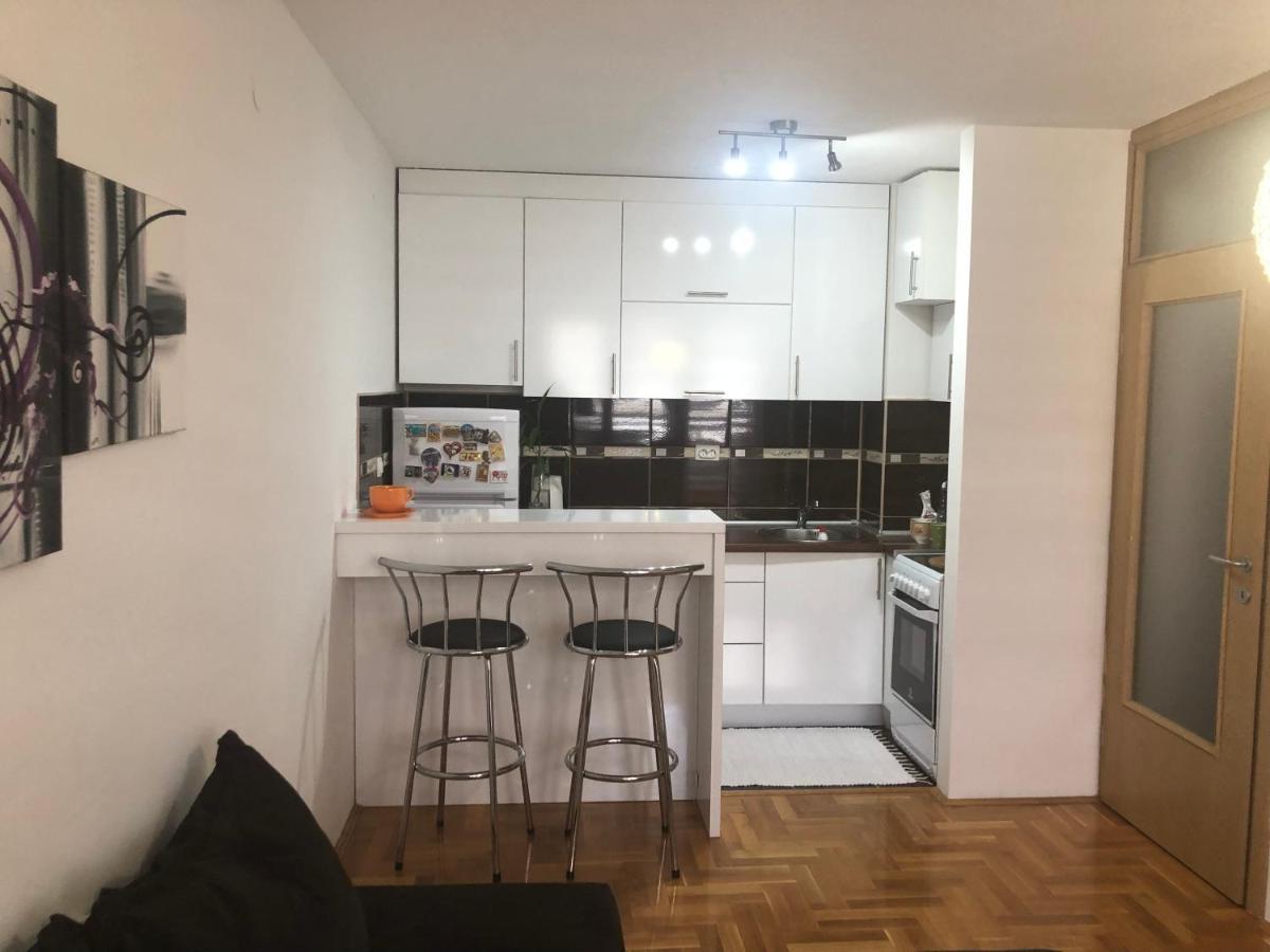 Apartman Dobrinja 1 SJJ Exterior photo